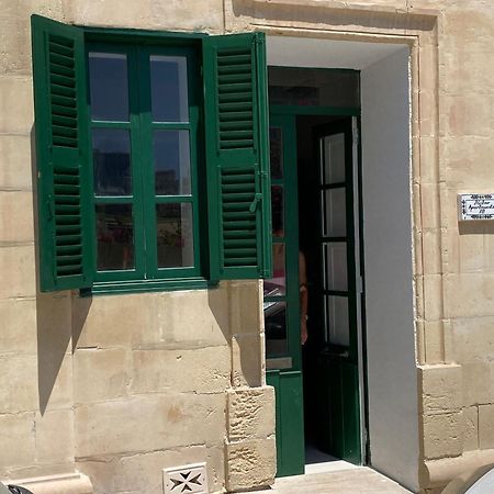 Stylish Typical Maltese Getaway Close To The Sea Sliema Exterior photo